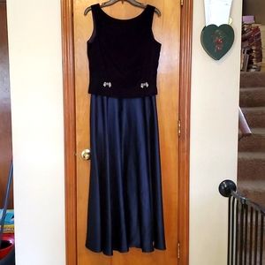 Vintage Navy Jessica McClintock Gown 12